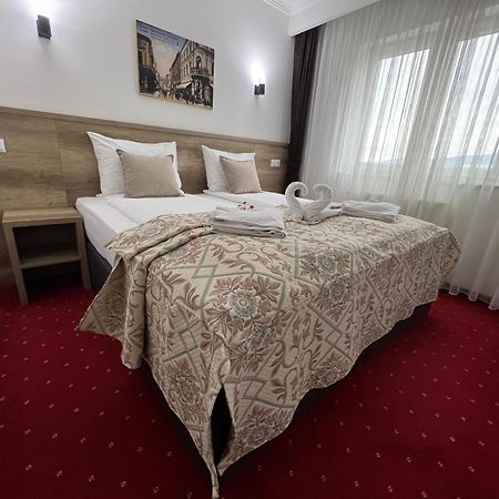Hotel Nacional Free Parking Sarajevo Luaran gambar