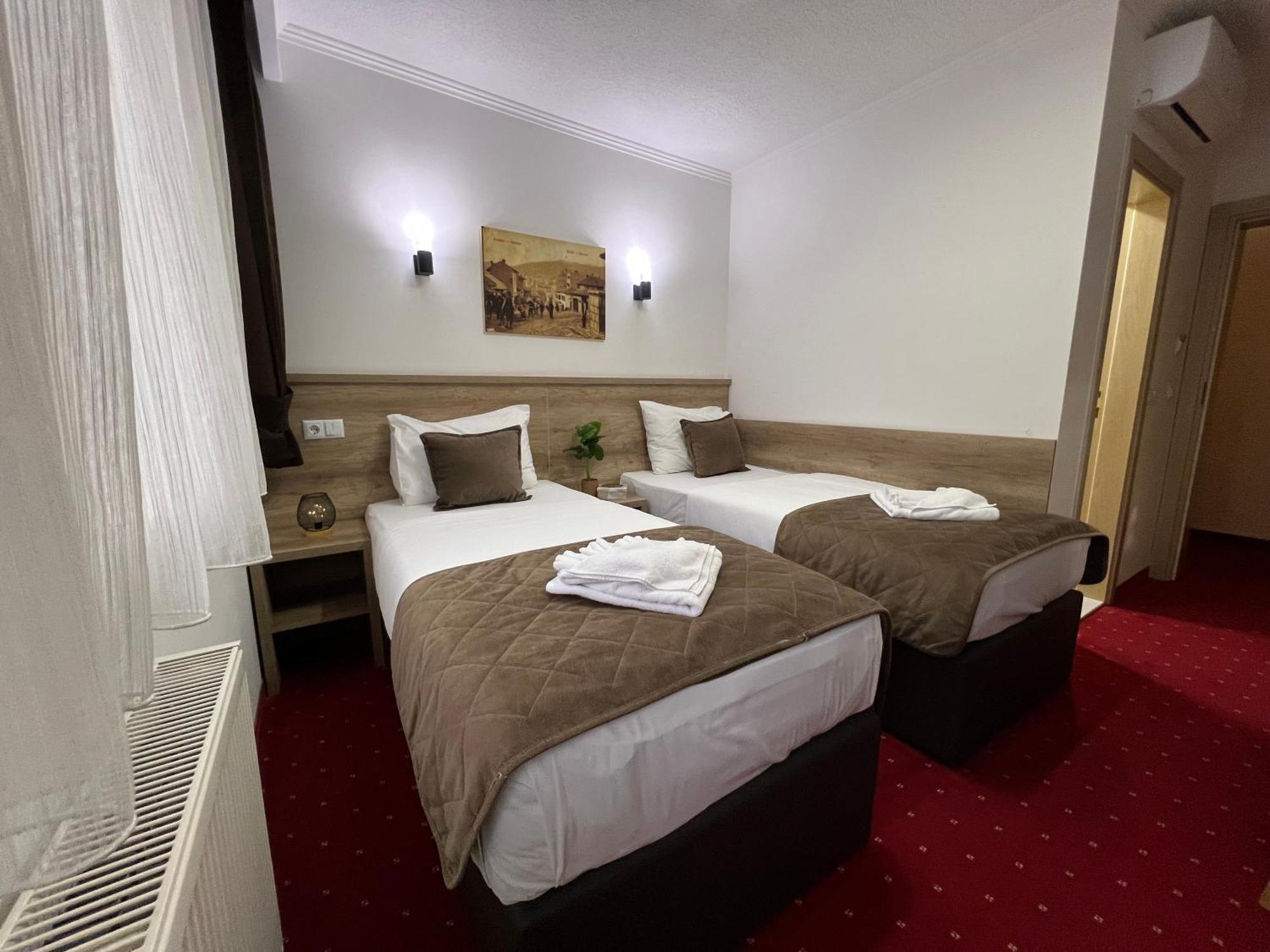 Hotel Nacional Free Parking Sarajevo Bilik gambar