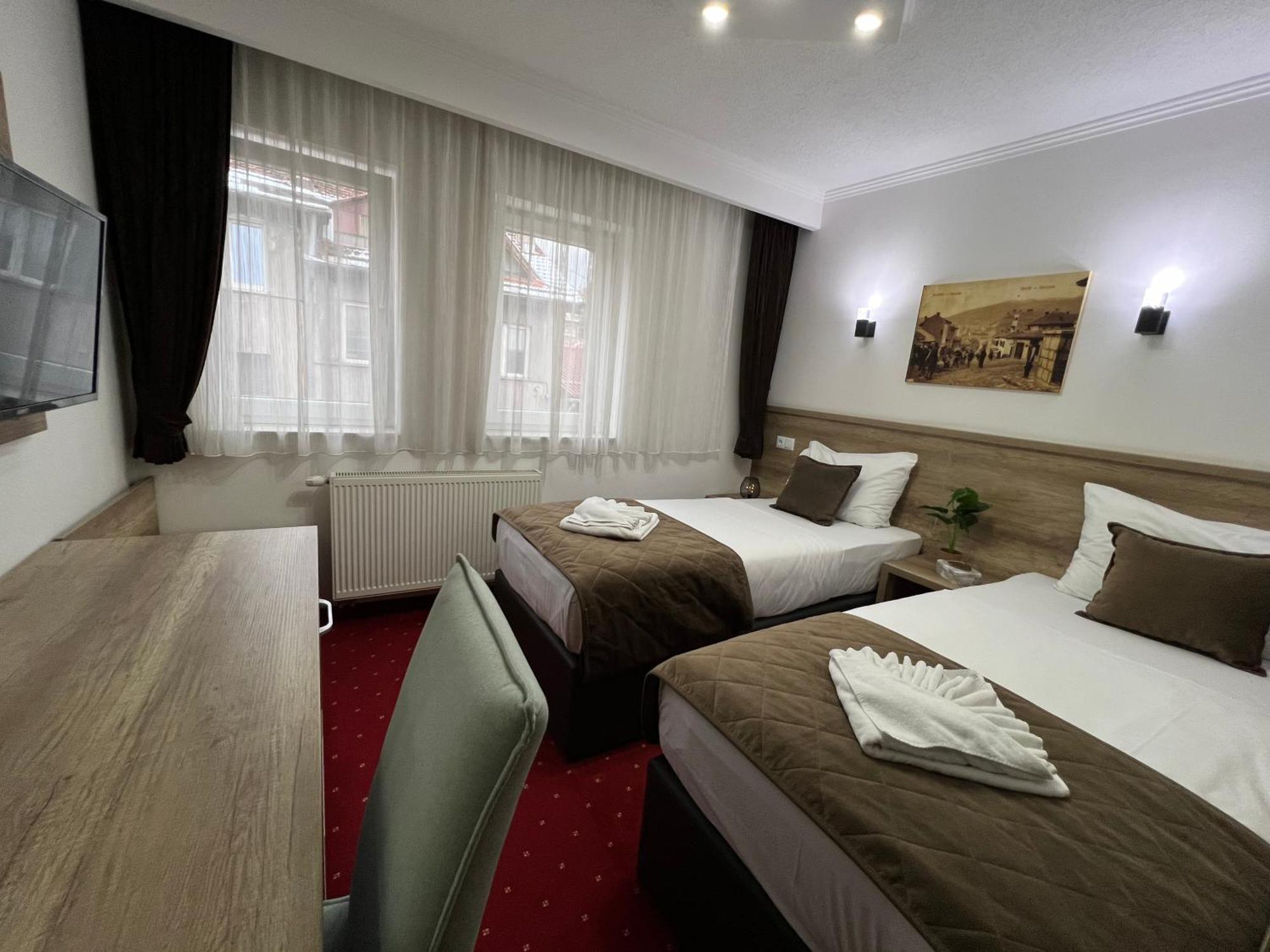 Hotel Nacional Free Parking Sarajevo Luaran gambar